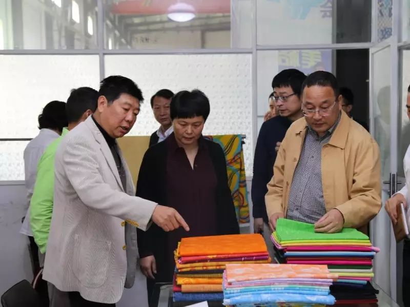 Xu Ruijun, director del Departamento de Industria de Internet de las Cosas de la Comisión Municipal de Economía y Tecnología de la Información de Hangzhou, visitó y guió a Meige
