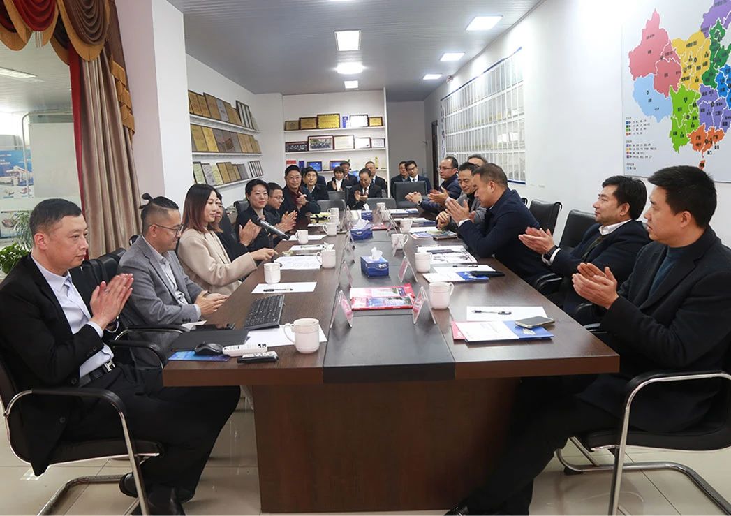 Se celebró con éxito la ceremonia de firma del acuerdo de patrocinio para la cotización en NASDAQ entre Zhejiang Meige Machinery Co., Ltd. y la Fundación Unicornio de Estados Unidos